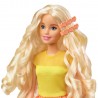 MATTEL GBK24 Barbie Ricci Perfetti Bambola Bionda con Capelli Lunghi con Pettine Bigodini e Accessori