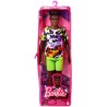 Barbie GBV23 Ken Fashionistas n. 183 Ken etnico con Vestiti alla Moda Capelli Ricci Scolpiti