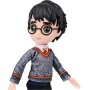 SpinMaster 6061836 Wizarding World Bambola articolata Harry Potter 20cm Bacchetta e divisa di Hogwarts inclusa