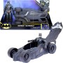 SpinMaster 6064628 Batman -Batmobile con personaggio 30cm