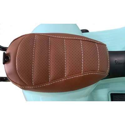 Piaggio Mini Vespa GTS Elettrica per Bambini con Sedile in Pelle Batteria 6Volt