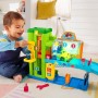 Fisher Price HRB34 Little People Autolavaggio playset interattivo con rampa per le auto, luci e musica