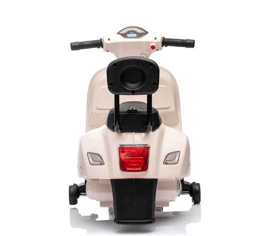 Piaggio Mini Vespa GTS Elettrica per Bambini con Sedile in Pelle Batteria 6Volt - Foto 34 di 56