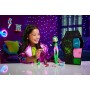 Mattel HNF81 Monster High Segreti da Brivido Neon Frights Ghoulia Yelps set con armadietto e tanti accessori Color Reveal