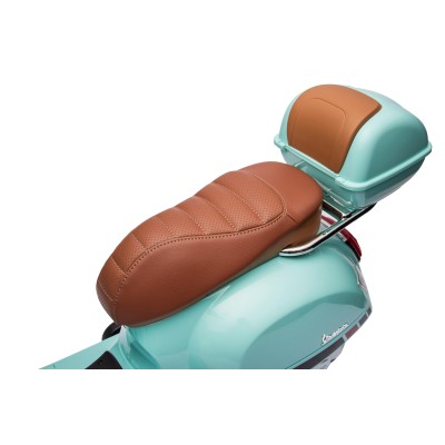 Moto Elettrica Scooter Per Bambini VESPA GTS SUPER 12V con Bauletto MP3 Luci a Led Sedile in Pelle Full Optional