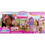 Mattel HXJ44 Barbie Playset Stalla con bambola e cavallo 6 aree di gioco e 25 accessori inclusi