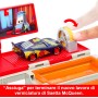 Mattel HPD82 CARS Mack Officina Cambia Colore con truck e Saetta McQueen trasformabili cabina di guida e accessori