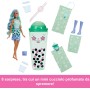 Mattel HTJ21 Barbie Pop Reveal Serie Bubble Tea Green Tea profumata cambia colore con cucciolo e 8 accessori a sorpresa