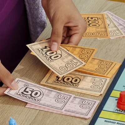 MONOPOLY Biglietti Falsi - Gioco Da Tavolo Con Decodificatore - Per Famiglie E Bambini Dagli 8 Anni