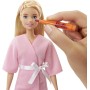 Mattel GJR84 Barbie alla Spa Playset con Bambola Cagnolino e Accessori