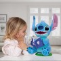 IMC Toys 490000 Stitch Storyteller Canta Canzoni e Racconta Storie in 3 lingue con Luce Notturna