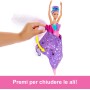 Mattel HXJ10 Barbie Ali Scintillanti con Capelli Viola Ali apribili Cerchietto e tutù