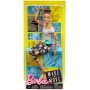Mattel FTG83 Barbie Snodata 22 Punti Snodabili con maglietta grigia con dettagli colorati e pantaloni yoga floreali