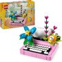 LEGO Creator 31169 Macchina da Scrivere con Fiori 3in1 per costruire una macchina da scrivere, un Keytar o un Vaso