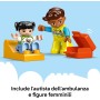 LEGO DUPLO 10447 Ambulanza e Autista con minifigure di Autista e Paziente per lo Sviluppo delle Abilità Socio-Emotive