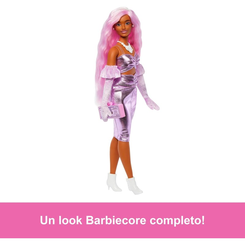 BARBIE - BAMBOLA DELUXE STYLE N.3, CON CAPELLI BIONDI IN UNO CHIGNON E ABITO BARBIECORE ROSA PASTELLO, ACCESSORI INCLUSI - Toys Center
