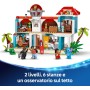 LEGO Disney Casa sulla Spiaggia di Lilo e Stitch Modellino con 6 Stanze Osservatorio Astronave e 5 Minifigure