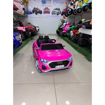 NUOVO DA ESPOSIZIONE Auto Macchina Elettrica per Bambini 12V Audi SQ8 e-tron Sportback con Telecomando