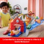 Mattel JFL57 CARS Sfreccia e Soccorri Circuito per Soccorso Stradale con McQueen Chicks Hicks e 2 veicoli di Pitty