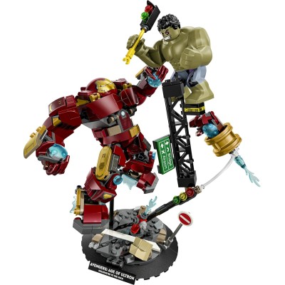 LEGO Marvel 76343 Battaglia Epica: Hulkbuster vs. The Hulk con 2 Action Figure e Minifigure di Iron Man