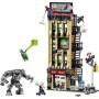 LEGO Marvel 76342 Spider-Man vs. Mysterio: il Daily Bugle con Action Figure Mech e 7 Minifigure
