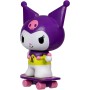 Giochi Preziosi HKTH9200 Hello Kitty Kuromi 10cm Serie Premier Effetto Metal Dettagliato Occhi Luccicanti con Skateboard
