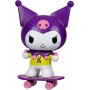 Giochi Preziosi HKTH9200 Hello Kitty Kuromi 10cm Serie Premier Effetto Metal Dettagliato Occhi Luccicanti con Skateboard
