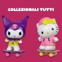 Giochi Preziosi HKTH9200 Hello Kitty Kuromi 10cm Serie Premier Effetto Metal Dettagliato Occhi Luccicanti con Skateboard