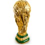 LEGO Editions 43020 Trofeo Ufficiale della Coppa del Mondo FIFA con Minifigure da Collezione