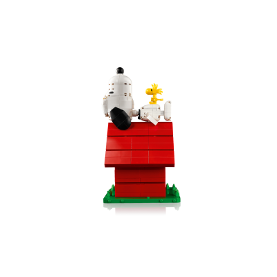 Lego Ideas 21368 Peanuts: la cuccia di Snoopy