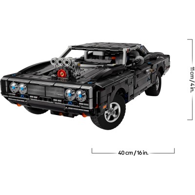 LEGO Technic 42231 Auto Dodge Charger R/T Fast and Furious da Collezione con Motore V8 e Sospensioni