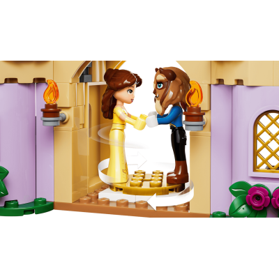 Lego Disney 43289 Belle e il castello incantato della Bestia con 2 Mini Bamboline e Figura di Lumière