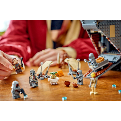 Lego Star Wars 75453 Sandcrawler™ e Mudhorn Offworld con Figura di Grogu e 5 Minifigure tra cui The Mandalorian