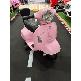 Piaggio Mini Vespa GTS Elettrica per Bambini con Sedile in Pelle Batteria 6Volt Nuova da Esposizione PINK